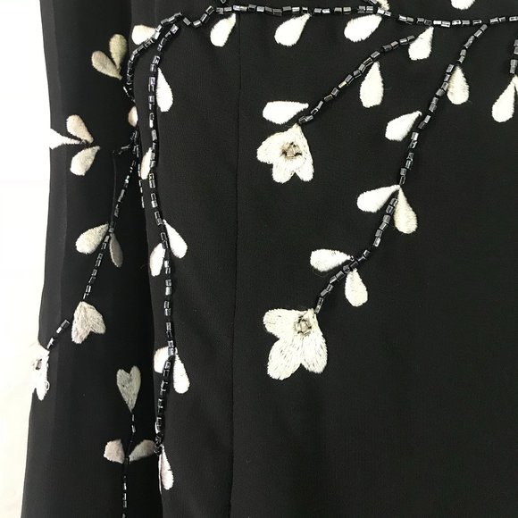 Chica's - Picture 7 of 14